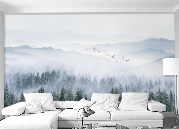 птицы над утренним лесом