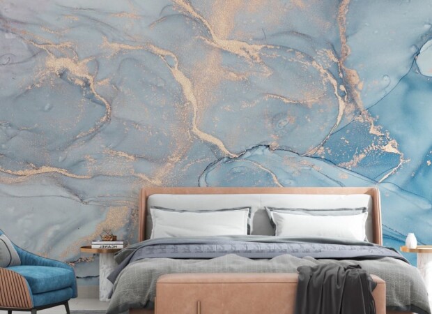 светло голубой флюид с золотом