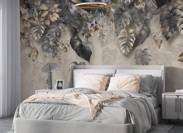 листья монстера и бабочка