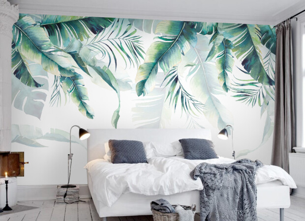 В тени широких листьев