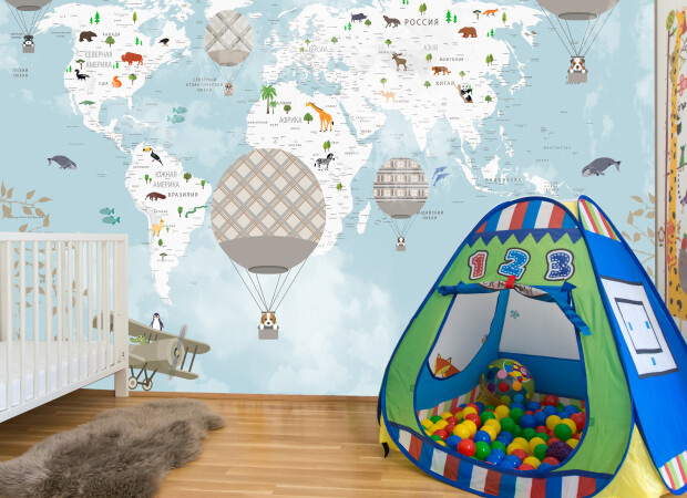 карта с шарами и животными