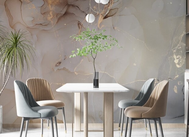 флюид с оттенком коричневого