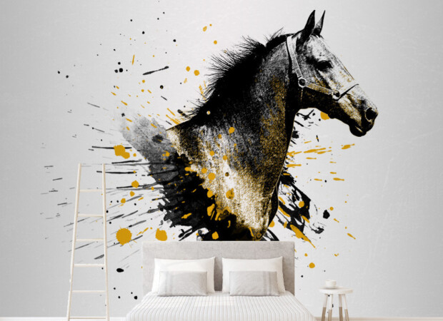 Лошадь вкрасках