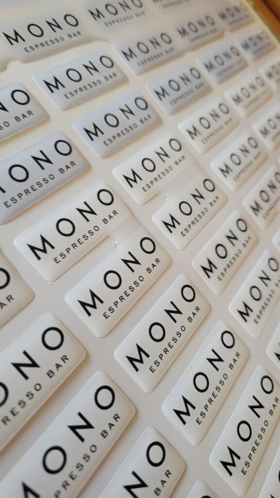 Объемные наклейки, шильды