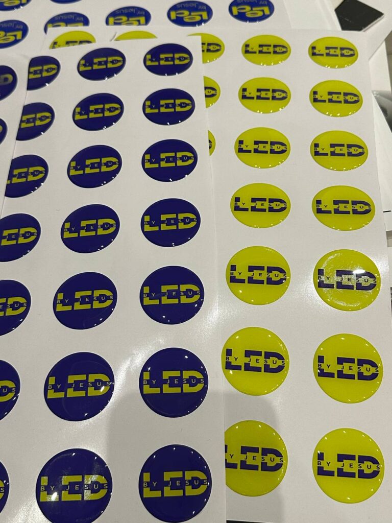 Объемные наклейки, шильды