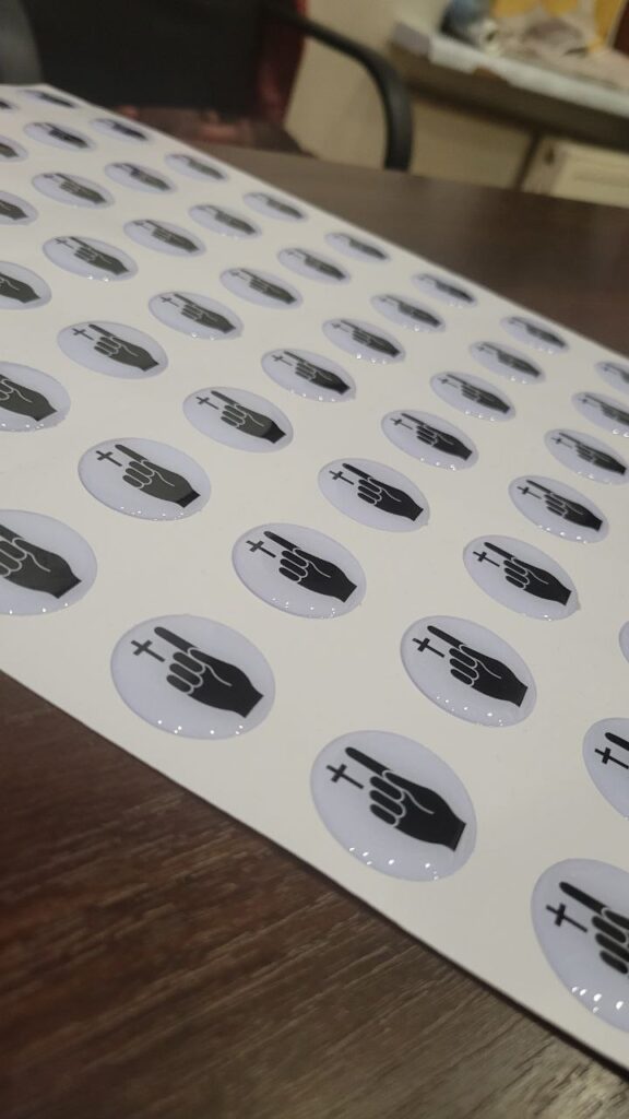 Объемные наклейки, шильды