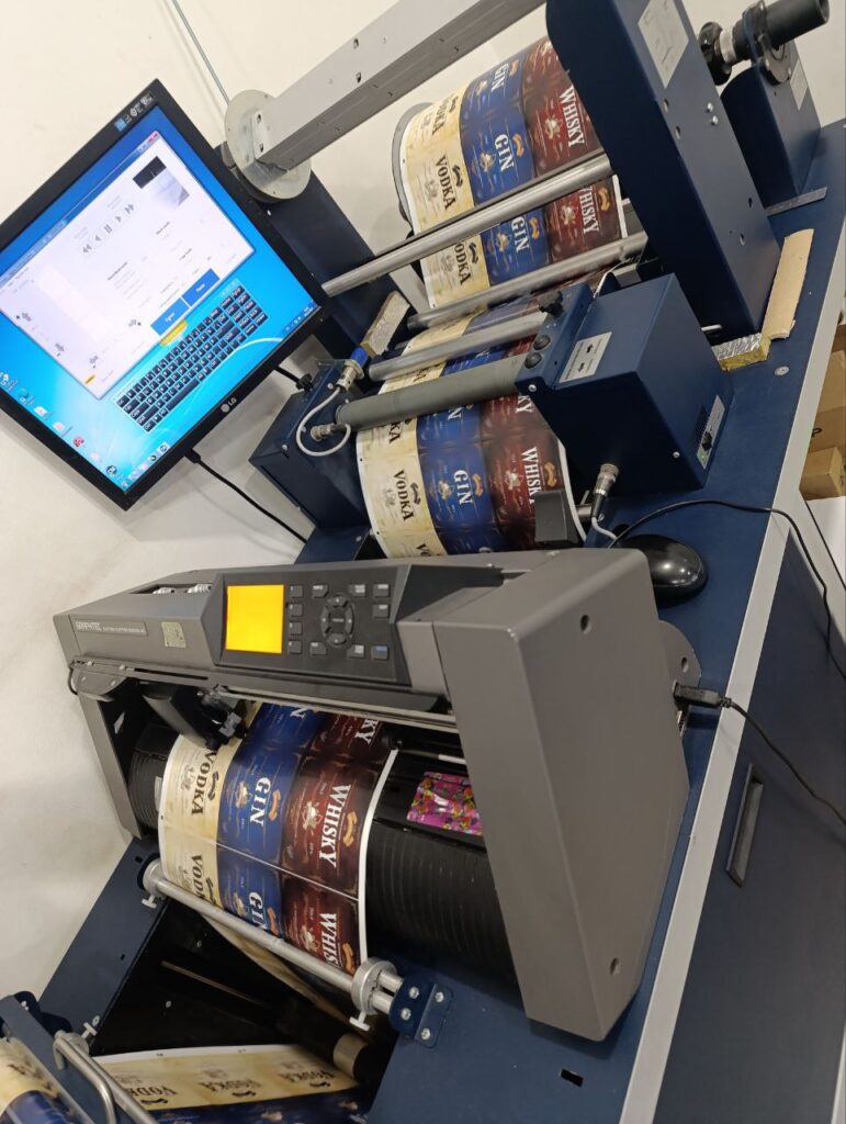 Печать рулонных наклеек в Одессе